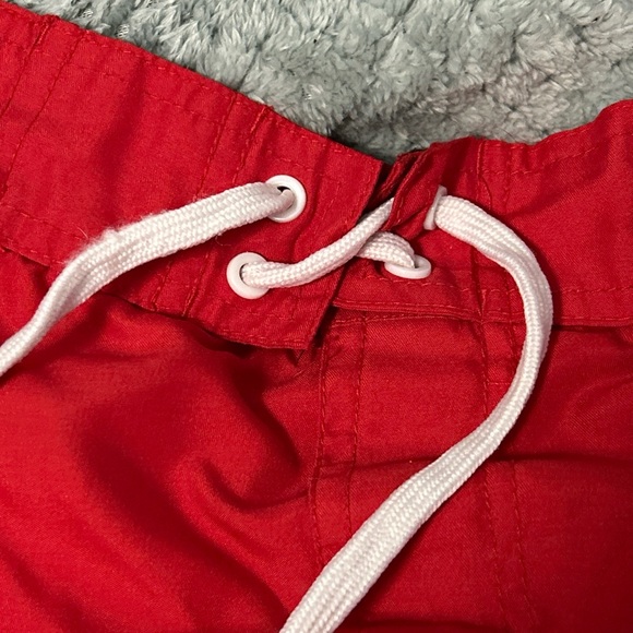 St. Louis Cardinals MLB Genuine Men’s Swim Trunks Size Medium Red/White/Blue EUC - Picture 4 of 6